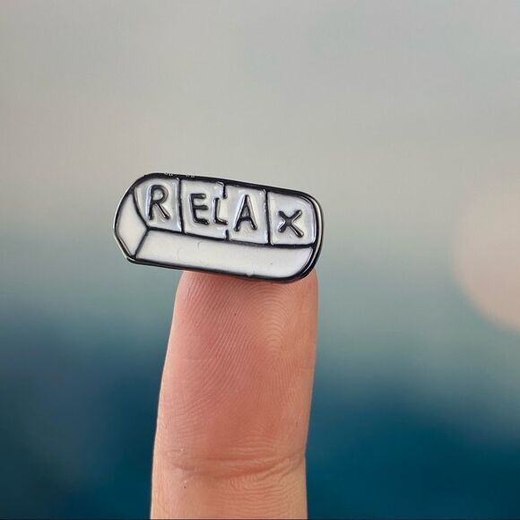 Relax Pill Enamel Pin/ Brooch Lapel - Picture 1 of 5